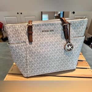 MICHAEL Michael Kors Cream and Brown Monogram Tote